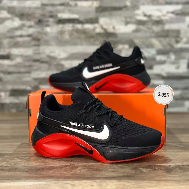 NIKE AIR ZOOM 2024